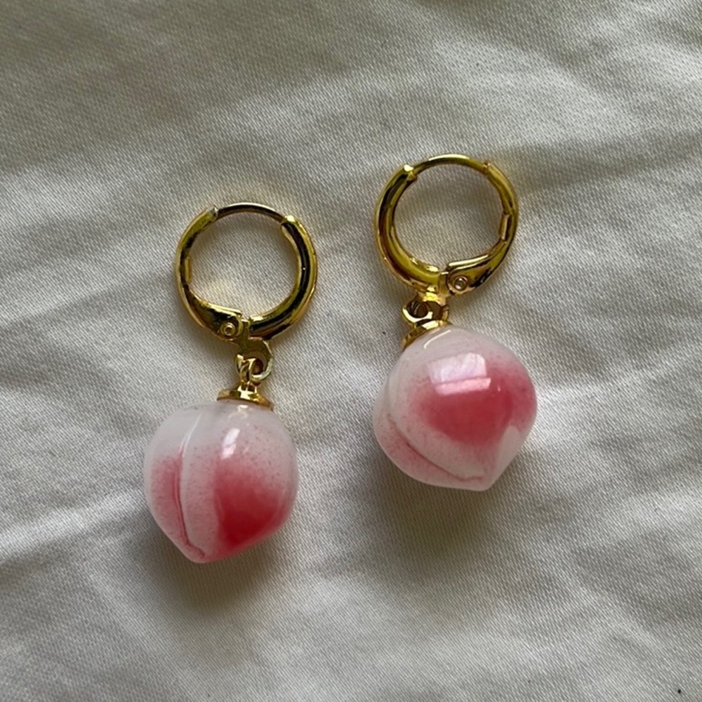 Peach Earrings🍑🍑